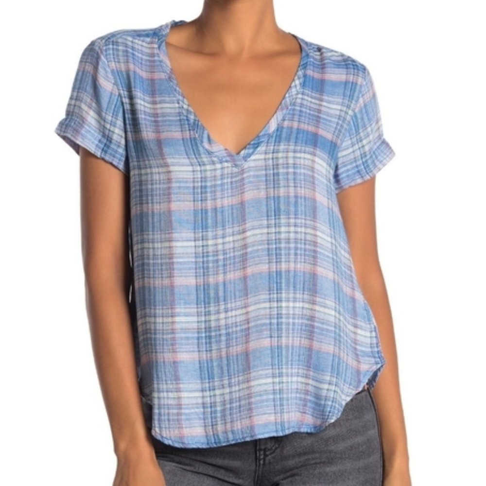 Cloth & Stone Blue Plaid V-Neck High Low Tee M